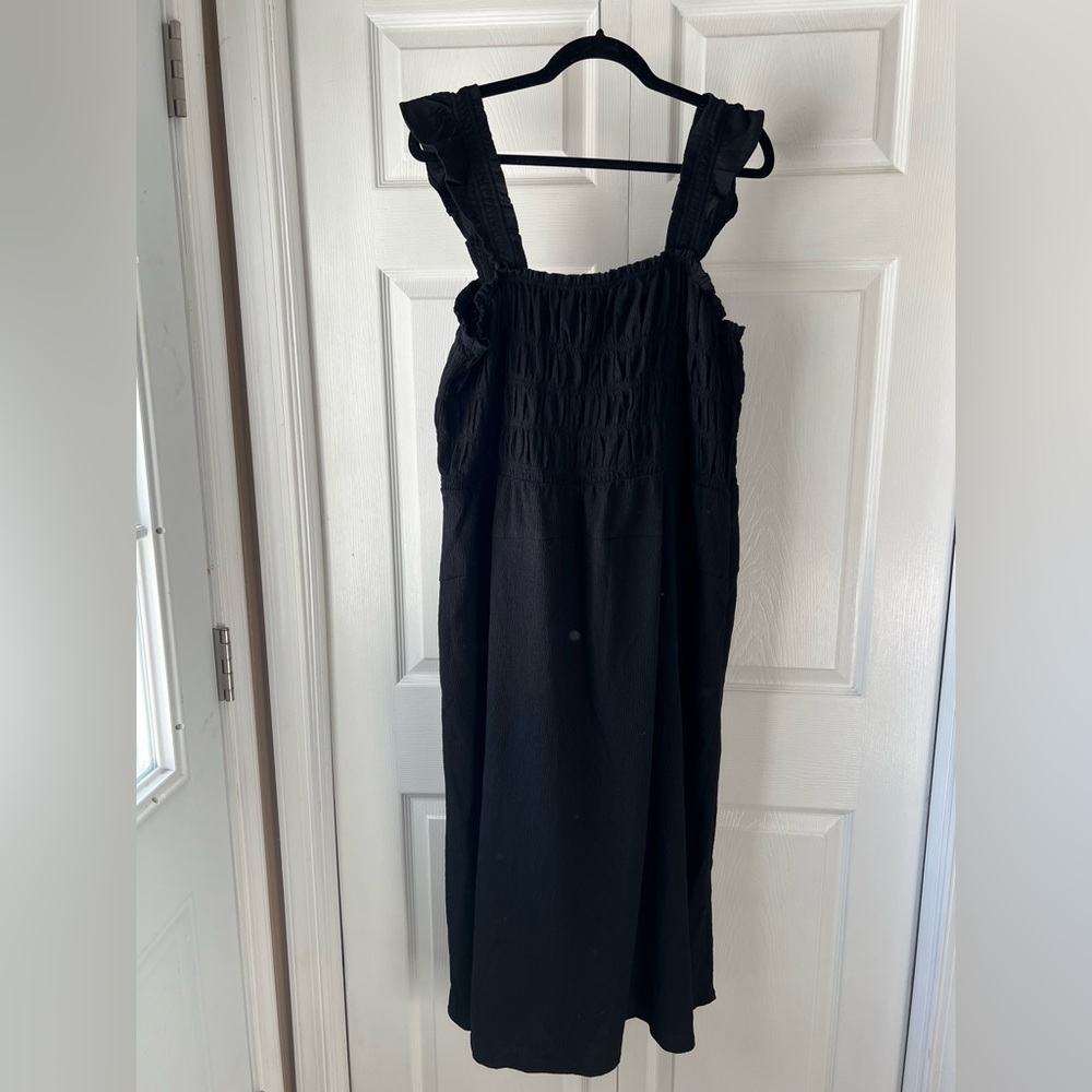 Old Navy Smocked Dress - Picture 2 of 5
